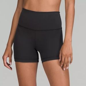 LULULEMON WUNDER TRAIN HIGH RISE  4' BIKER SHORTS - BLACK